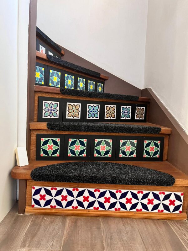 Habillage d'escalier par l'Atelier Ceramain